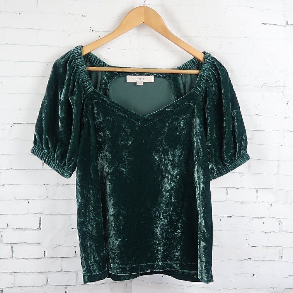 LOFT EMERALD GREEN VELOUR SQUARE V NECK SHORT SLEEVE TOP SIZE XS